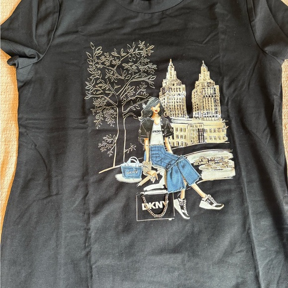 Dkny Tops - DKNY Black Graphic Kids Shirt
